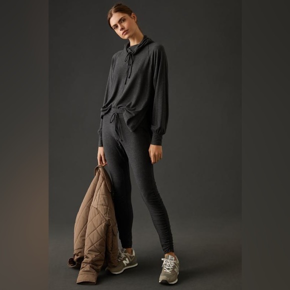 Anthropologie Daily Practice Ruched Dark Gray Leggings - Picture 2 of 14